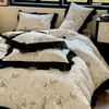 Estilo Hepburn Francés 2025 Nuevo Juego de Cuatro Piezas Algodón Puro Floral Retro Encaje Negro Funda Nórdica Ropa de Cama Venta al por Mayor