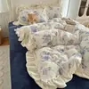 Juego de cuatro piezas de terciopelo de leche seguro para bebés, estampado floral pequeño, juego de cama de terciopelo coral engrosado de invierno, estilo fresco, funda de edredón, sábana, juego de cama 4
