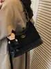 Bolso de Hombro con Cadena Texturizada para Mujer 2026 Nuevo Bolso Cruzado de Gran Capacidad Versátil Bolso Hobo para el Trabajo Bolso de Hombro Único Moderno