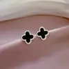 [Acero de Titanio] Pendientes Estilo Normcore de Trébol Fritillaria Pendientes Frescos para Hombres y Mujeres Pendientes Personalizados para Banquetes