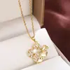 Collar Bestseller Otoño Cruzado Pequeño Muchos Estilos Diseño Cadena para Clavícula de Mujer Joyería Versátil Venta al por Mayor