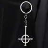 Moda europea y americana nuevo llavero de coche personalizado con forma de fantasma de metal tridimensional y forma de cruz de fantasma colgante de regalo