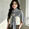 Chal de Aire Acondicionado de Alta Calidad Primavera/Verano 2026 para Mujer, Protector de Cuello Versátil en Forma de T de Color Sólido, Bufanda de Punto para Exteriores