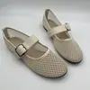 Zapatos de malla para mujer 2026 nuevos de verano con pedrería huecos transpirables estilo francés con faldas boca poco profunda de fondo plano para mujer