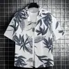 Camisa floral estilo hawaiano transfronteriza para hombre, de manga corta, adecuada para vacaciones junto al mar y en la playa, ropa de hombre, corte holgado, talla grande, top de seda helada