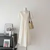 150 Vestidos Curtos de Verão Femininos de Manga Curta de Alta Qualidade Estilo Francês Coletes Sem Mangas Saia Cintura Apertada Linha A Comprimento Médio