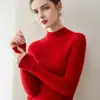 Suéter de punto de cachemira de alta gama para mujer, de cuello semialto, corte ajustado, top de capa base con un look sofisticado
