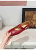 Sapatos femininos quadrados com fivela estilo fada, nova versão coreana do outono de 2026, mocassins rasos planos de sola macia para mulheres