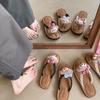 Chanclas de Nuevo Estilo para Mujer Verano Ropa de Exterior 2024 Sandalias de Casa Muñeca Lindas Zapatillas Chanclas Antideslizantes Punta Suave