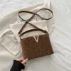 Bolsa de Mão Casual e Fashion para Mulheres 2025 Nova Tendência Fashionável Bolsa de Ombro de Grande Capacidade Bolsa Transversal Casual para o Dia a Dia