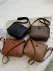 Cross2026 Nova Bolsa de Grande Capacidade Outono Versátil Simples Retrô Feminina Bolsa de Ombro Transversal Popular Bolsa Saco