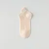 Calcetines Cortos Transpirables de Malla Fina de Verano Versátiles para Mujer, Calcetines Invisibles Huecos de Corte Bajo, Calcetines Tipo Barco para Venta al por Mayor que No Se Resbalan