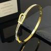 Pulsera Popular Europea y Americana de Diamantes de Herradura Acero Inoxidable Versátil Lujo Ligero para Mujer Pulsera de Alta Gama que No se Desvanece Joyería al Por Mayor