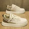 Nuevos Zapatos Blancos de Suela Suave para Hombre Tendencia Zapatos de Hombre Otoño 2026 Versátiles de Moda Zapatos Deportivos Casuales para Patinar