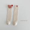 WMH79 calcetines para niños al por mayor amor cuadros calcetines hasta la pantorrilla coreanos lisos a rayas algodón doble aguja calcetines rectos para niñas