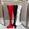 Vestido de diseñador vietnamita de nicho transfronterizo para Primavera/Verano 2026 con cuello drapeado, cinta plisada, largo hasta el suelo, cintura ceñida y sensación fluida