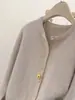 Cardigan de Punto de Lana Fina de Primavera Moda Simple Cuello Redondo Bajo con Perlas Doradas Nueva Chaqueta de Terciopelo Estilo Coreano para Mujer