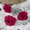 Atacado de fábrica de rosas de diamante de três cabeças para materiais de decoração de casamento, noivado, aniversário e festa de primeiro aniversário