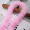 Tira de plumas planas de color directo de fábrica Tira de lana de pavo materiales de decoración manualidades regalo de Navidad DIY