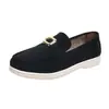 Mocasines de plataforma de gamuza talla grande, nueva colección primavera/otoño 2026, con diseño de cadena metálica, estilo retro y silueta poco profunda sin cordones