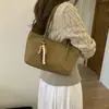 Bolso Retro de Gamuza y Felpa Transfronterizo para Mujer 2026 Otoño Nuevo Moda Versátil Bolso de Mano Casual para el Trabajo Diario Bolso de Hombro Único