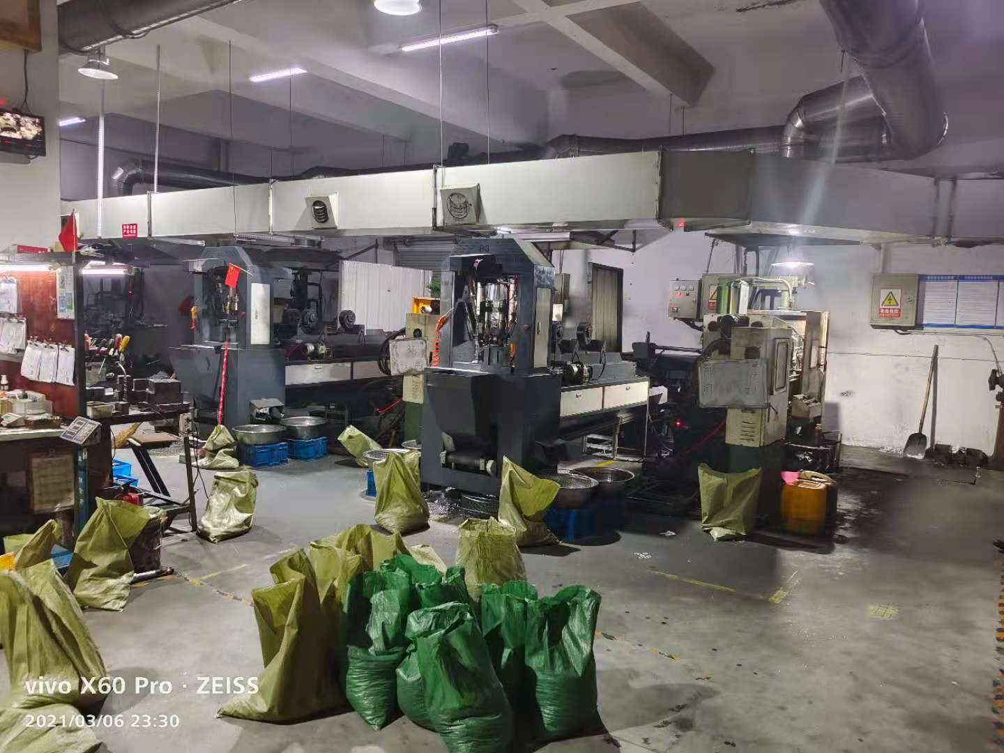 2号精品压住车间