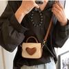 Bolsa Pequena de Mão Love para Mulheres 2025 Novo Estilo Bolsa Transversal Infantil Bolsa Quadrada Mini Doce e Simples Venda por Atacado