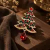 Broche Atacado Série de Natal Emblema de Metal Estilo Simples Formato de Árvore de Natal Broche Fofo Pinos Fabricante Atacado
