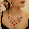 Conjunto de Joias Fashion e Exagerado com Colar e Brincos de Cristal Vermelho em Forma de Gota Cravejados de Diamante para Mulheres, Fabricante de Joias para Casamento
