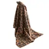 Bufanda y Chal de Imitación Cachemir con Estampado de Leopardo Transfronterizo Doble Uso Otoño e Invierno Nuevo Estilo Moda de Alta Gama para Mujer Bufanda Cálida Venta al por Mayor