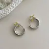 Pendientes de Estrella de Contraste Estilo Coreano para Mujer, Elegantes de Moda, Simples y Versátiles, Gama Alta, Compactos, Pendientes para el Viaje Diario, Pendientes