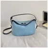 Bolso de mezclilla casual y único estilo coreano para mujer, nuevo bolso de mano para mujer de verano 2026, adecuado para ir al trabajo, se puede usar como bolso de mano, bolso de hombro o bolso cruzado