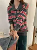 Suéter tejido de punto a rayas con cuello de solapa estilo perezoso para mujer, nuevo estilo de otoño e invierno, suéter suelto casual suave y pegajoso, prenda superior para mujer