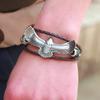 Pulsera de piel de vaca real Zino fábrica directa de Yiwu accesorios de aleación metálica de águila estilo retro pulsera tejida hombre
