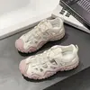 Sandálias Esportivas Populares com Solado Grosso Vazado para Mulheres, Novidade Primavera 2026 Versátil Respirável para Caminhada ao Ar Livre Casual Sapatos de Pai