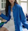 Camisa de Algodão Penteado Azul Klein com Gola Cauda de Andorinha Feminina Outono e Inverno Versátil Francesa Simples para o Dia a Dia