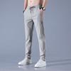 Pantalones gris claro para hombre verano seda de hielo deportes elásticos rectos pantalones sueltos para jóvenes modernos que combinan con todo pantalones casuales