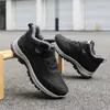 Botas de Nieve de Felpa Engrosada para Hombre Superficie de Cuero Impermeables Resistentes al Frío Zapatos para Ancianos Suela Suave Resistentes al Desgaste Calientes para Exteriores Zapatos de Algodón