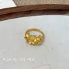 Anel Vintage Elegante de Flor de Hortênsia Dourada para Mulheres, Novo Estilo Chinês, Design de Nicho de Alta Qualidade, Anel Exquisito para o Dedo Indicador para Mulheres