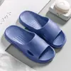 Pantuflas de baño para mujer, Zapatos de verano, Pantuflas para pareja para interiores, Sandalias ligeras para baño de suela gruesa para hombre para el hogar