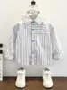 1623 Camisa para Niños Primavera y Otoño Estilo Nuevo Fresca Ropa de Primavera para Bebé Camisa Chaqueta a Rayas Top Delgado para Niños