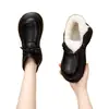 Botas Martin Femininas Estilo Novo Inverno 2026 Aumento de Altura Solado Grosso Antiderrapante Botas de Couro Botas Curtas para Mãe Botas de Algodão Quentes com Pelúcia para Mulheres
