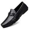 Transmisión en vivo súper ventas zapatos de frijol para hombre piel genuina de vaca transfronterizos de alta gama hebilla H británica zapatos de cuero slip-on suela blanda mocasines