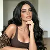 Venta al por mayor de fábrica versión coreana de peluca para mujer cabello largo rizado negro onda media grande cabello rizado peluca de fibra química para mujer cobertura completa de la cabeza