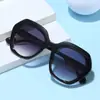 Gafas de Sol Cuadradas Nuevas y Coloridas Estilo Europeo y Americano Gafas Planas Deslumbrantes Gafas de Sol Poligonales de Moda para Pasarela