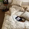 Conjunto de cama de quatro peças, espesso, 100% algodão, escovado, com 60 peças, apresentando um padrão floral francês vintage de algodão puro, adequado para outono e inverno