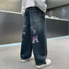 Pantalones para Niños Primavera y Otoño Nuevos Holgados Jeans Infantiles para Niños Mayores Estilo Coreano Otoño Dibujos Animados Frescos Modernos