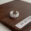 Pendientes de Clip Trenzados Estilo Ins, Pendientes Versátiles de Temperamento Dulce Sin Perforar, Pendientes Anillo Índice de Personalidad de Nicho