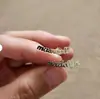 Brincos de Letra Inglesa S925 Moda Elegante Unha Transfronteiriça Ins Brincos Nome Tremella Aço Inoxidável Venda Quente