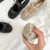 Sapatos de Pelo Slip-On com Laço Aumentadores de Altura 5cm para Mulheres 2025 Novo Estilo Casual Quente Sapatos de Pelo com Bico Redondo